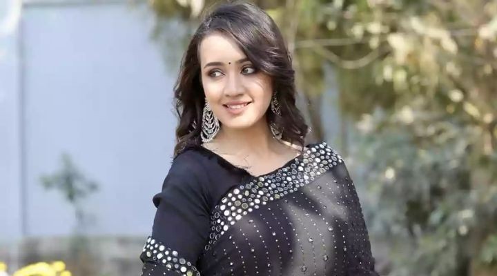 হয়তোবা আমি এখনো বড় পর্দার জন্য পুরোপুরি উপযুক্ত নই: আইশা খান